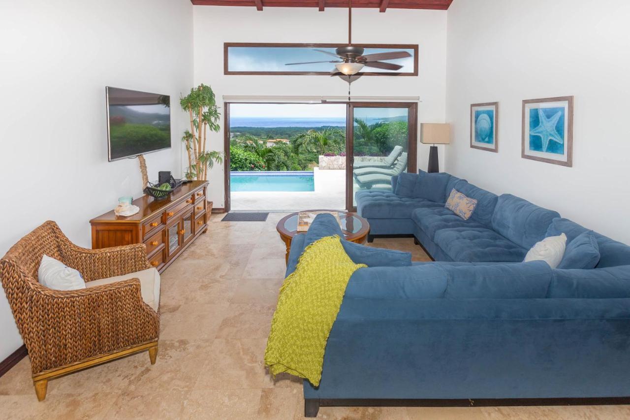 Pristine Bay Villa 1304 With Large Pool - 3 Bedroom Condo French Harbour Ngoại thất bức ảnh